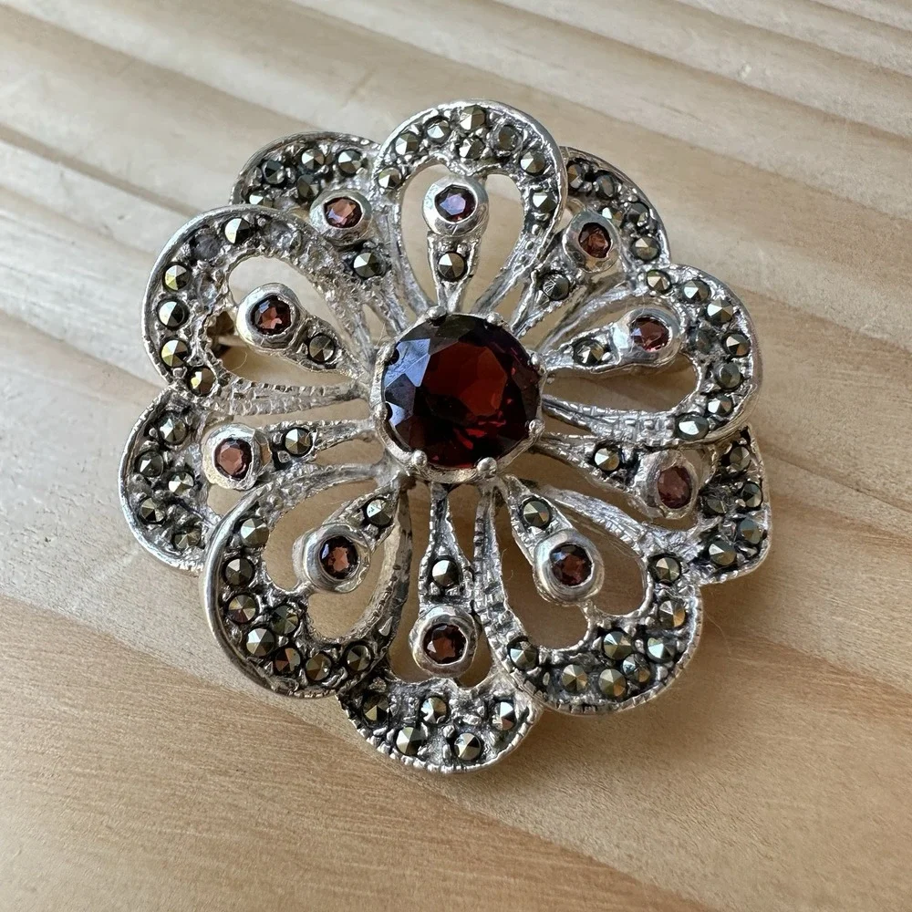 VTG Convertible Brooch Pendant 1.3 Inch Red Garnets Marcasite 925 Sterling 9.3g